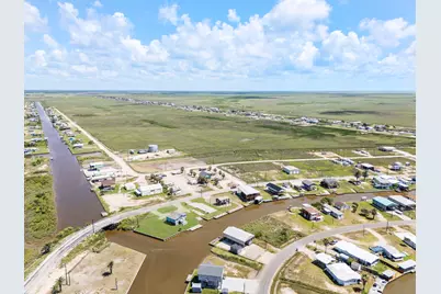 2237 Carancahua Street, Sargent, TX 77414 - Photo 5
