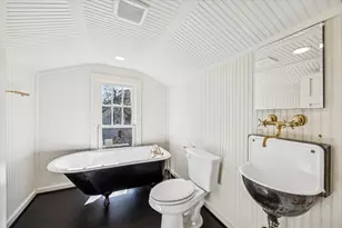 208 N Rusk St, Fayetteville, TX 78940 - Photo 13