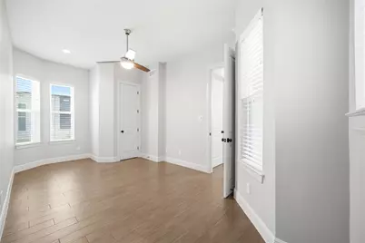 1204 W 16th Street #B, Houston, TX 77008 - Photo 13