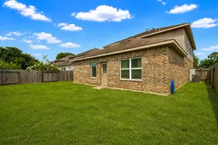 11012 32nd Ave N, Texas City, TX 77591 - Photo 33