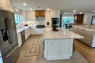 15719 Foxgate Rd, Houston, TX 77079 - Photo 9