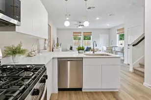 5920 Manning Oaks St, Houston, TX 77091 - Photo 7