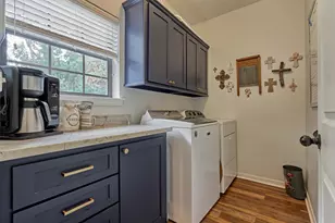 11401 Prince Henry Ct, Montgomery, TX 77316 - Photo 23