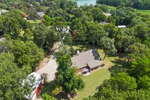 11401 Prince Henry Ct, Montgomery, TX 77316 - Photo 31