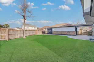 4710 Country Club View, Baytown, TX 77521 - Photo 41