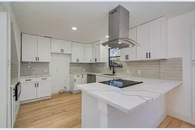 4710 Country Club View, Baytown, TX 77521 - Photo 19