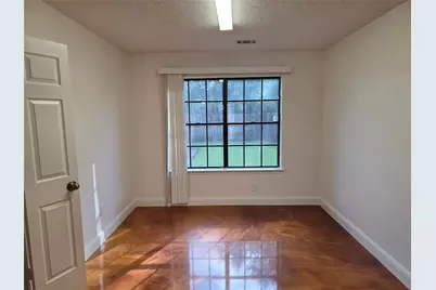 8819 Rocky Valley Drive, Houston, TX 77083 - Photo 7