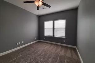 5439 Camaguey St, Houston, TX 77023 - Photo 15