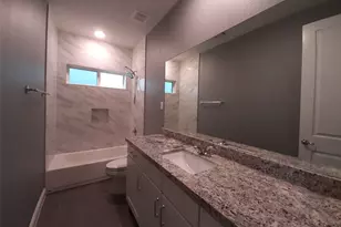5439 Camaguey St, Houston, TX 77023 - Photo 17
