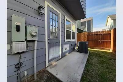 5439 Camaguey Street, Houston, TX 77023 - Photo 19
