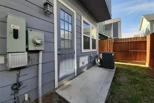 5439 Camaguey St, Houston, TX 77023 - Photo 19