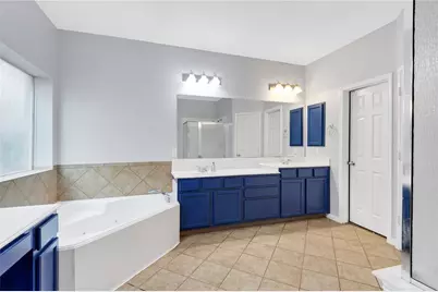 8315 Hayden Cove Drive, Tomball, TX 77375 - Photo 11