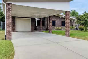 5627 Southbrook Dr, Houston, TX 77033 - Photo 3