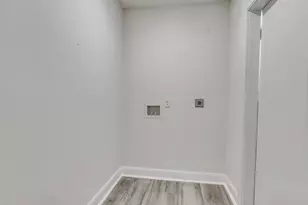 5627 Southbrook Dr, Houston, TX 77033 - Photo 25