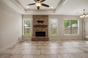 536 Stephen F Austin Dr, Conroe, TX 77302 - Photo 7