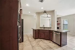 536 Stephen F Austin Dr, Conroe, TX 77302 - Photo 11