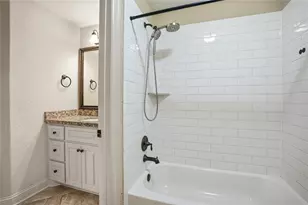 536 Stephen F Austin Dr, Conroe, TX 77302 - Photo 29