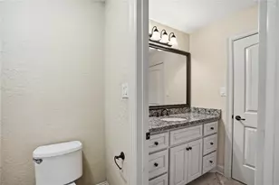 536 Stephen F Austin Dr, Conroe, TX 77302 - Photo 25