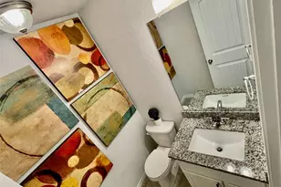 1916 Thorndyke Ln, Bryan, TX 77807 - Photo 7