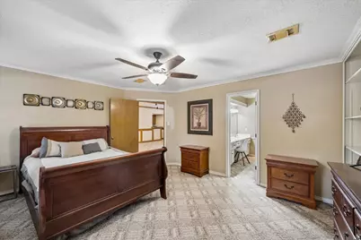 14615 Oak Bluff Court, Houston, TX 77070 - Photo 35