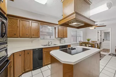 14615 Oak Bluff Court, Houston, TX 77070 - Photo 17