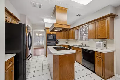 14615 Oak Bluff Court, Houston, TX 77070 - Photo 19