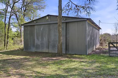 4001 Zoo Lane, Brenham, TX 77833 - Photo 9