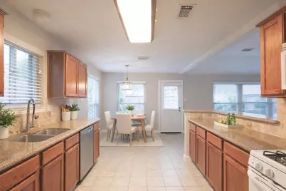 7110 Yardley Drive, Katy, TX 77494 - Photo 11