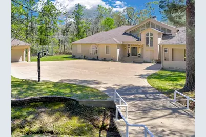 205 Twin Creek Street, Lufkin, TX 75904 - Photo 3