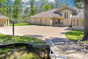 205 Twin Crk St, Lufkin, TX 75904 - Photo 3