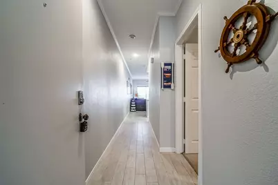 351 Lakeside Lane #209, Houston, TX 77058 - Photo 3