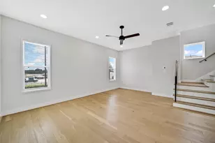 2206 Lou Ellen Ln, Houston, TX 77018 - Photo 3