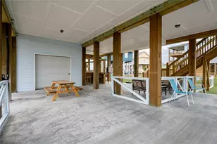 924 Melody Ln, Crystal Beach, TX 77650 - Photo 47