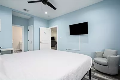 924 Melody Lane, Crystal Beach, TX 77650 - Photo 19