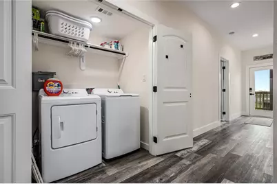 924 Melody Lane, Crystal Beach, TX 77650 - Photo 29