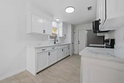 7618 Breda Drive, Baytown, TX 77521 - Photo 9