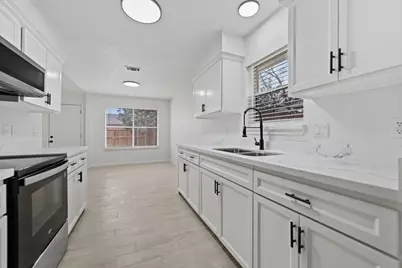 7618 Breda Drive, Baytown, TX 77521 - Photo 11