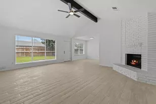 7618 Breda Dr, Baytown, TX 77521 - Photo 3