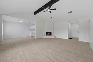 7618 Breda Dr, Baytown, TX 77521 - Photo 5