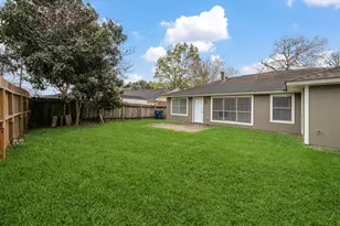 7618 Breda Dr, Baytown, TX 77521 - Photo 23
