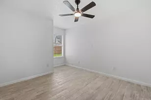 7618 Breda Dr, Baytown, TX 77521 - Photo 15