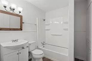 99 Brownwood Dr, Baytown, TX 77520 - Photo 13