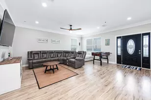 4019 Mitote Dr, Galveston, TX 77554 - Photo 27