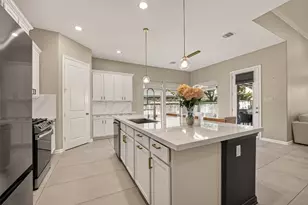 171 Hearthshire Cir, The Woodlands, TX 77354 - Photo 13