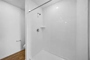 4806 Peanut Butter and Jelly Dr, Houston, TX 77048 - Photo 17