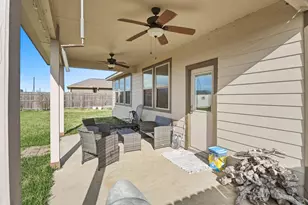 211 White Wing Ln, Sealy, TX 77474 - Photo 39