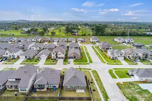 13724 Sabine Lk Dr, La Marque, TX 77568 - Photo 3