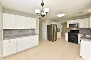 31106 Pine Bay Dr, Spring, TX 77386 - Photo 15