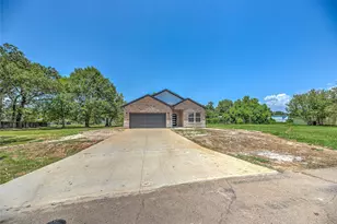 270 Legend Ln, Livingston, TX 77351 - Photo 25