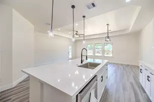 270 Legend Ln, Livingston, TX 77351 - Photo 11